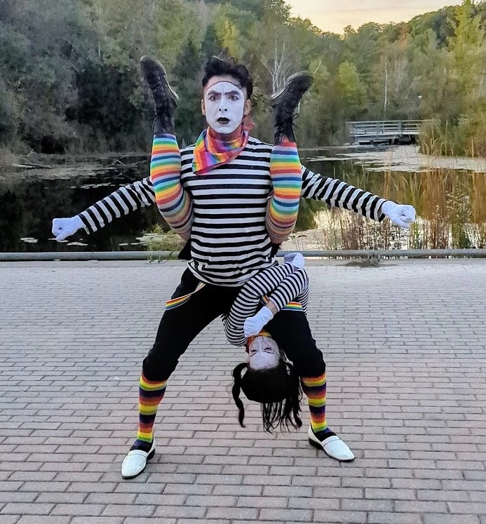 Acro Mime Duo - Mime - Duos theme - image 6 performer
