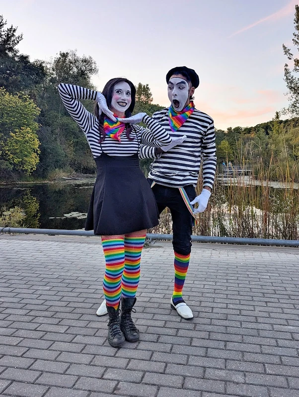 Acro Mime Duo - Mime - Duos theme - image 7 performer