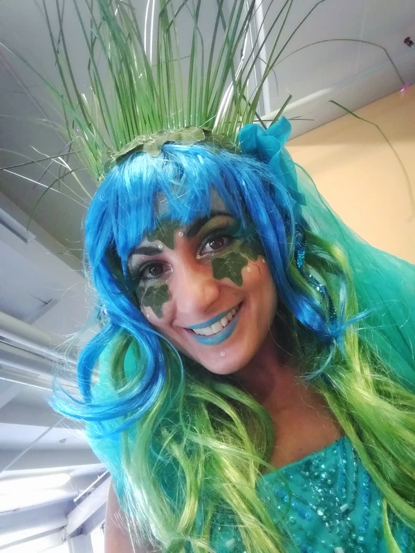 Miss April Showers - Stiltwalker - Family Friendly theme - image 9