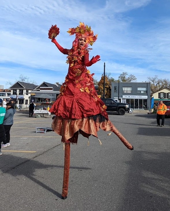 Miss Autumn Leaves - Stiltwalker - Autumn theme - image 6