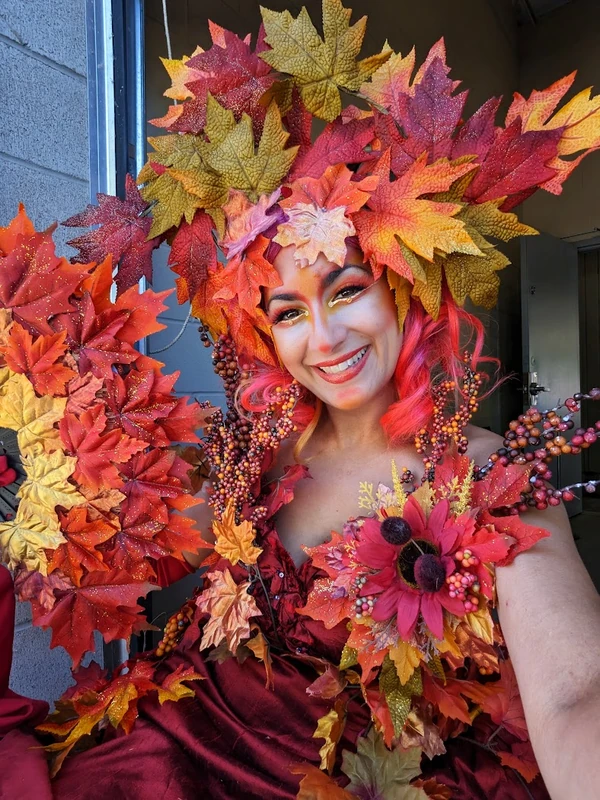 Miss Autumn Leaves - Stiltwalker - Autumn theme - image 7