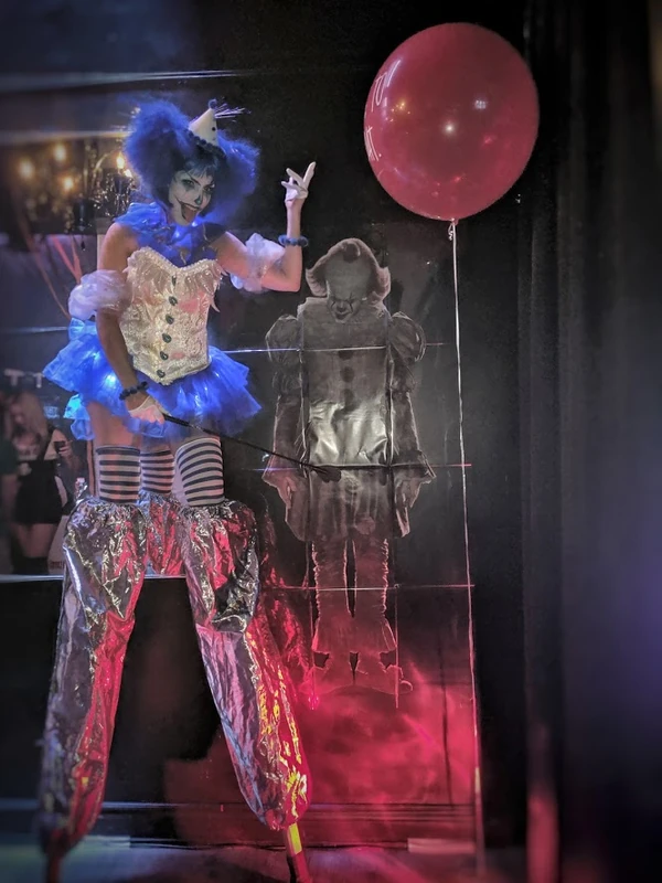 Azula the Clown - Stiltwalker - Circus theme - image 4