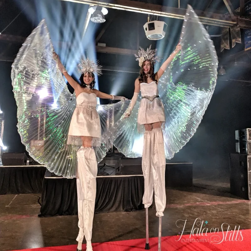 White Party / Bal En Blanc - Stiltwalker - Festival theme - image 8