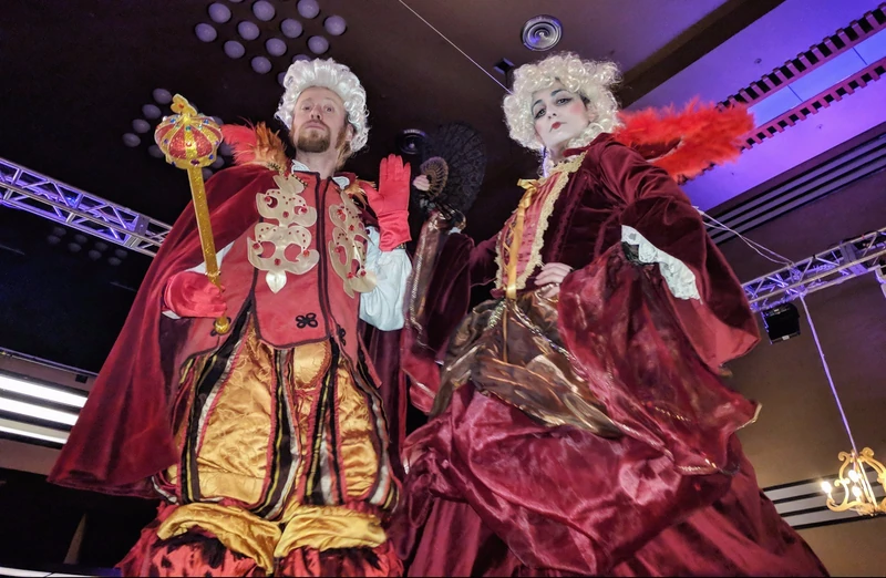 Baroque Royals - Stiltwalker - Duos theme - image 6