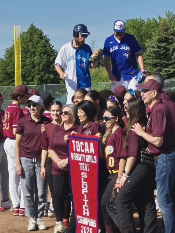 Baseballers - Stilt Walker - Duos theme - image 7