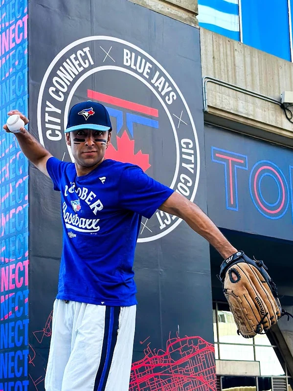 Baseballers - Stiltwalker - Family Friendly theme