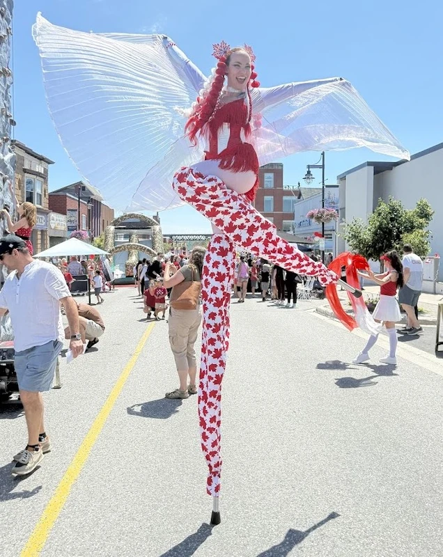 Canada Crimson Stiltwalkers - Stiltwalker - Canadiana theme - image 10