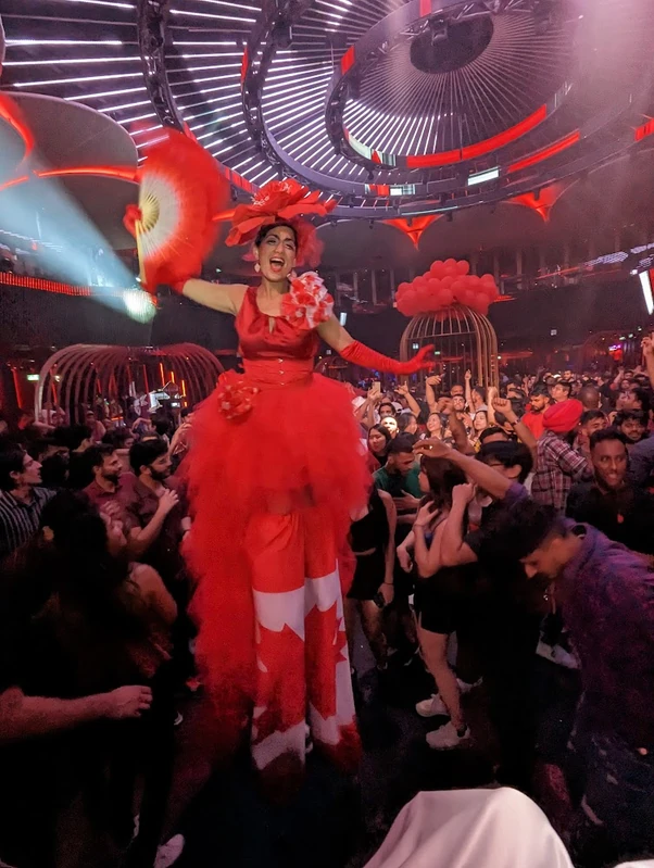 Canada Crimson Stiltwalkers - Stiltwalker - Canadiana theme - image 15