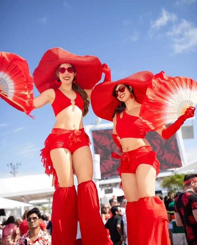 Canada Crimson Stiltwalkers - Stiltwalker - Canadiana theme - image 3
