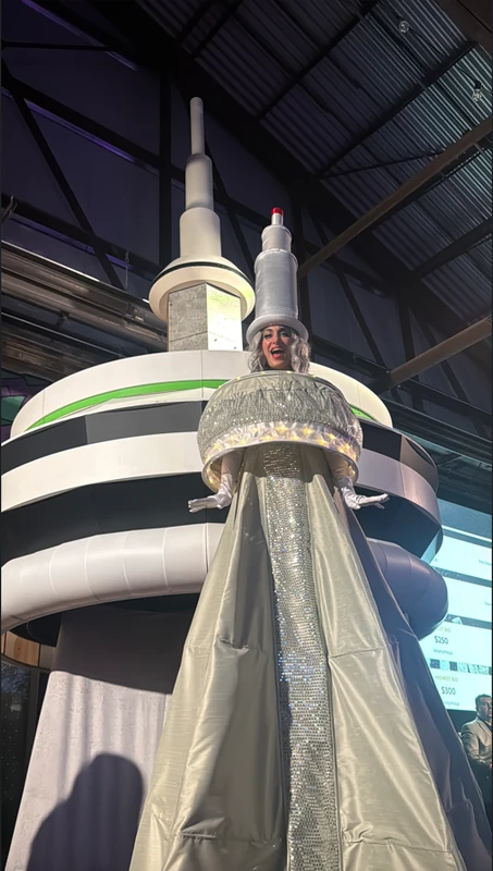 CN Tower - Stilt Walker - Canadiana theme - image 7