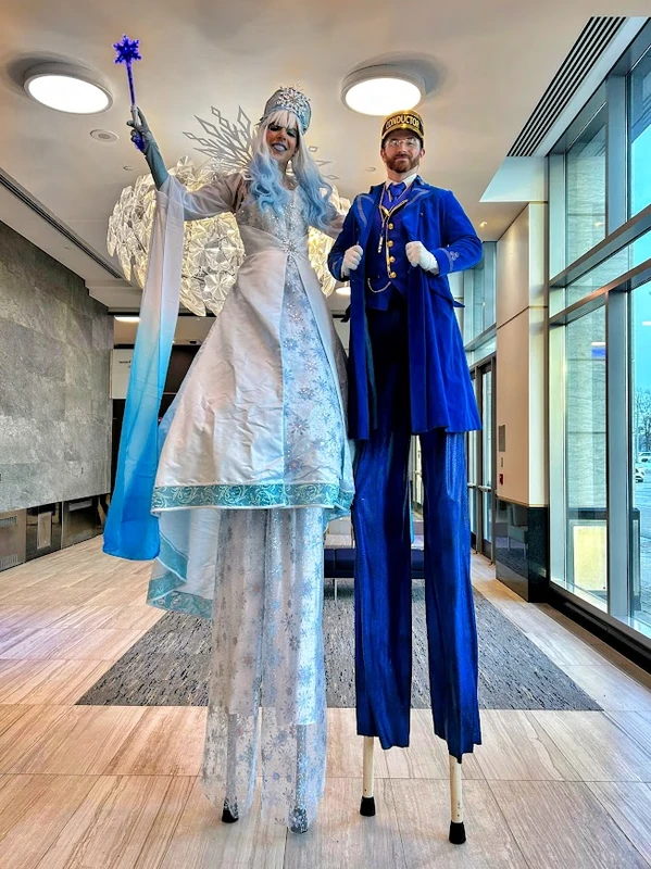 Train Conductor - Stiltwalker - Christmas theme - image 6