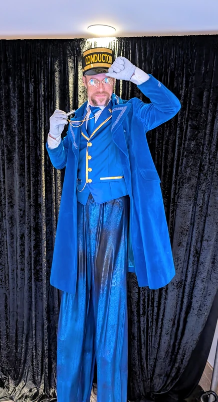 Train Conductor - Stiltwalker - Christmas theme - image 7