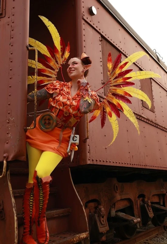 Copper Leafe - Roamer / Dancer - Autumn theme performer