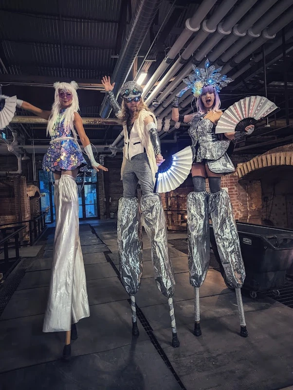 Cosmic Chrome - Stiltwalker - Space Future theme - image 3