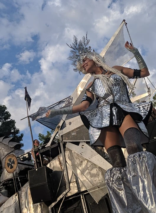 Cosmic Chrome - Stiltwalker - Space Future theme - image 10