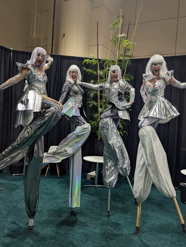 Cosmic Chrome - Stiltwalker - Space Future theme - image 12