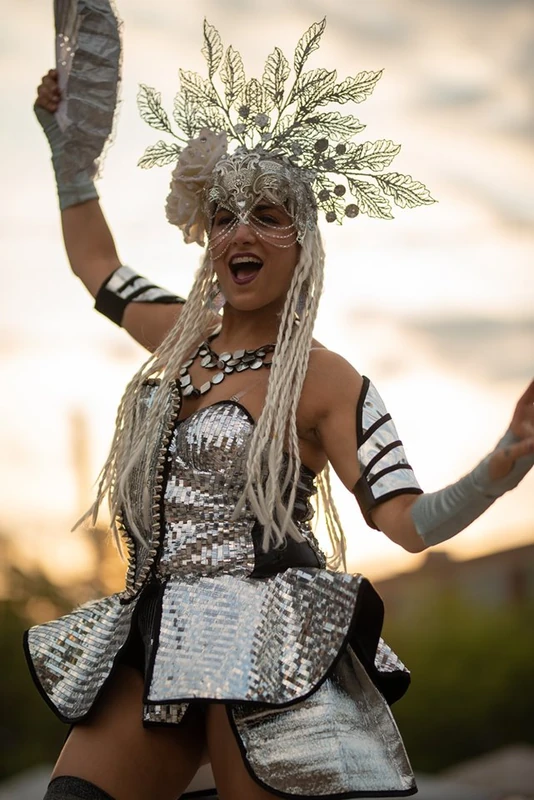 Cosmic Chrome - Stiltwalker - Space Future theme - image 13