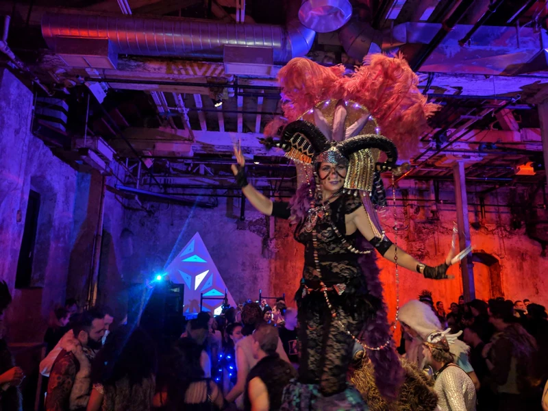 Dark Empress - Stiltwalker - Scary theme - image 10