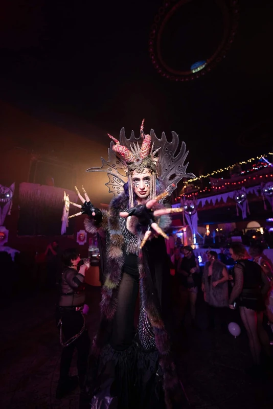 Dark Empress - Stiltwalker - Scary theme - image 14