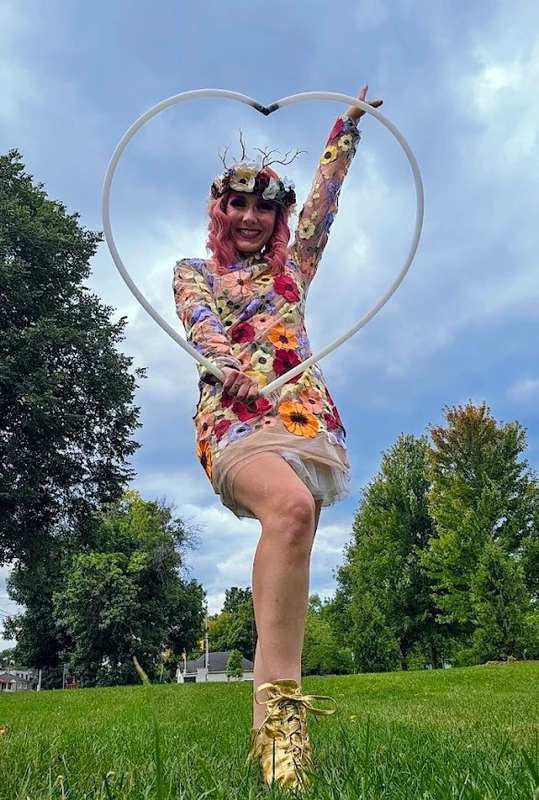 Floral Flow - Flow Artist / Hula Hooper - Garden theme - image 6