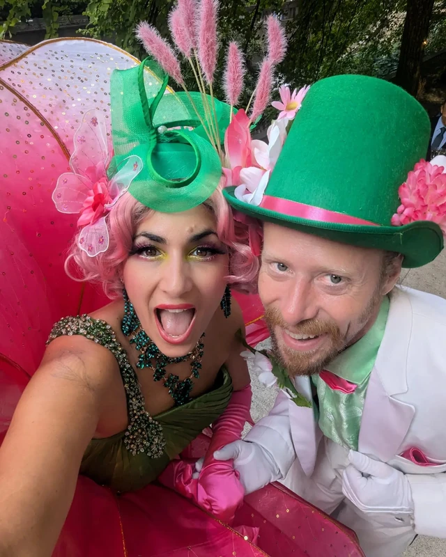 Flower Girls on Stilts - Stiltwalker - Duos theme - image 12