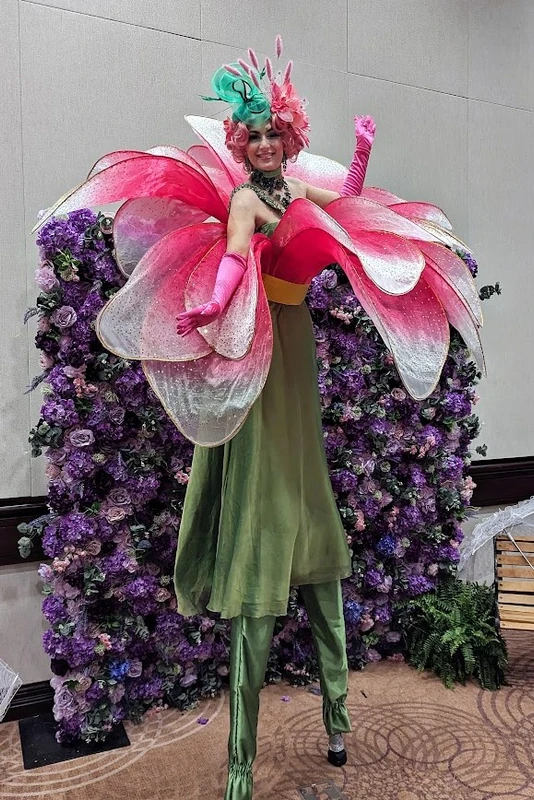 Flower Girls on Stilts - Stiltwalker - Duos theme - image 11