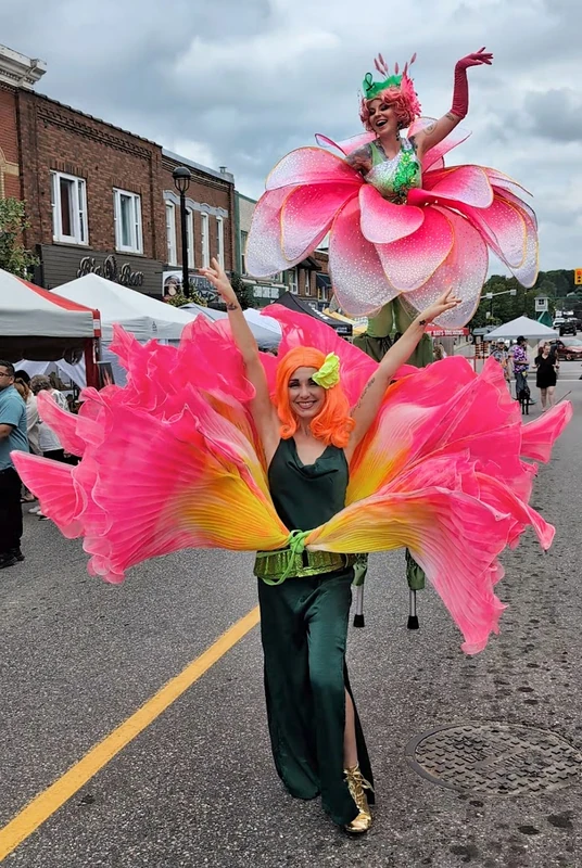 Flower Roamers - Roamer / Dancer  - Family Friendly theme - image 2 performer