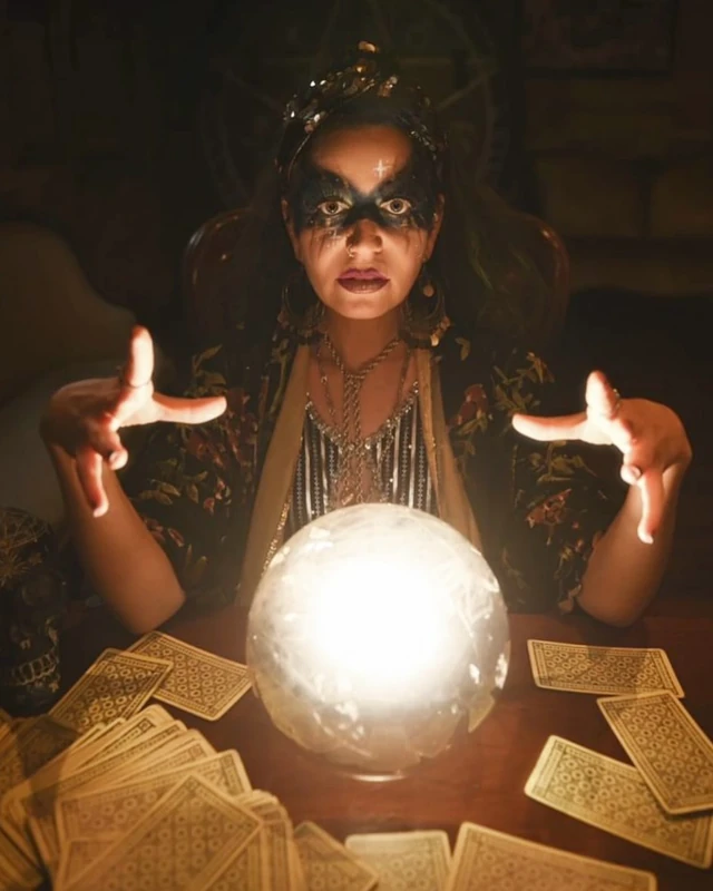 Fortune Teller - Magic and Mystery - image 7 performer