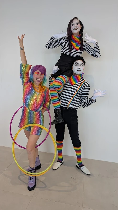 French Mimes - Mime - Festival theme - image 3 performer