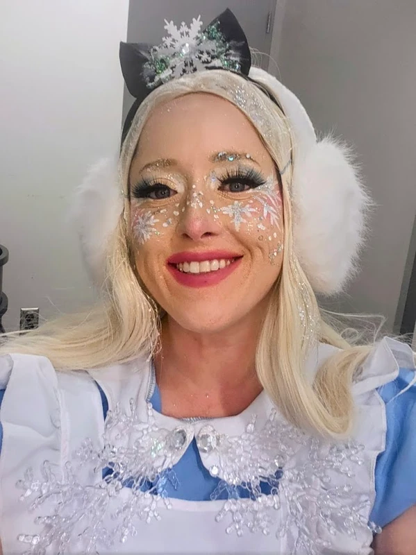 Frosted Alice - Flow Artist / Hula Hooper - Wonderland theme