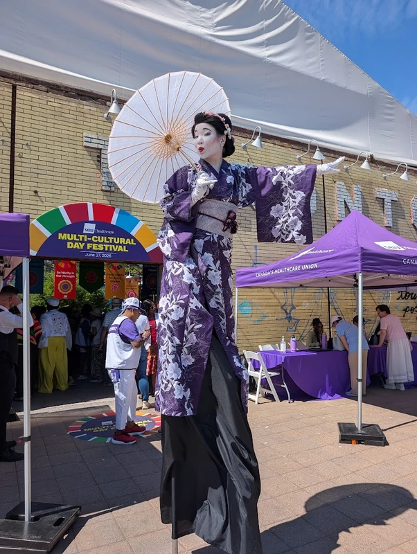 Geisha - Stilt Walker - Cultural theme