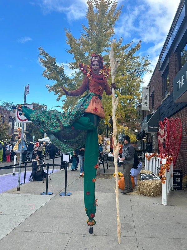 Harvest Queen - Stiltwalker - Autumn theme - image 9