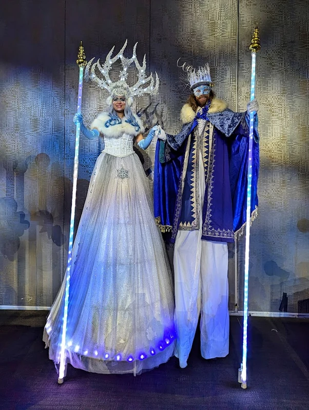 Ice King - Stiltwalker - Winter theme - image 2