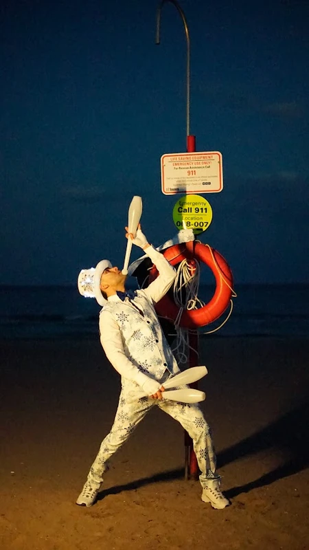 Jack Frost  - Juggler - Winter theme - image 2 performer