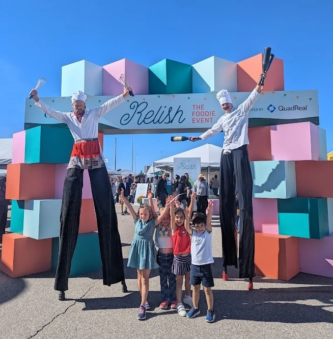 Juggling Chefs - Stiltwalker - Duos theme - image 4