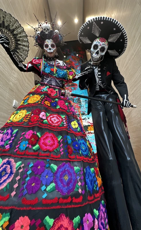 Las Catrinas - Stiltwalker - Cultural theme - image 11