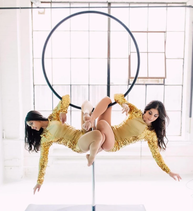 Lyra Lollipop Duo - Aerialist - Duos theme - image 2 performer