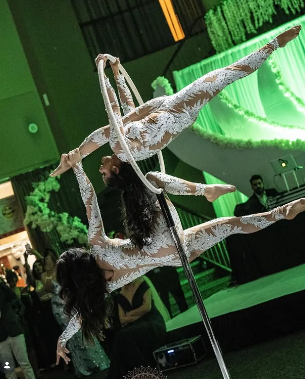 Lyra Lollipop Duo - Aerialist - Duos theme - image 6 performer