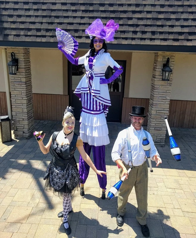 Madame Mauve - Stiltwalker - Retro theme - image 6