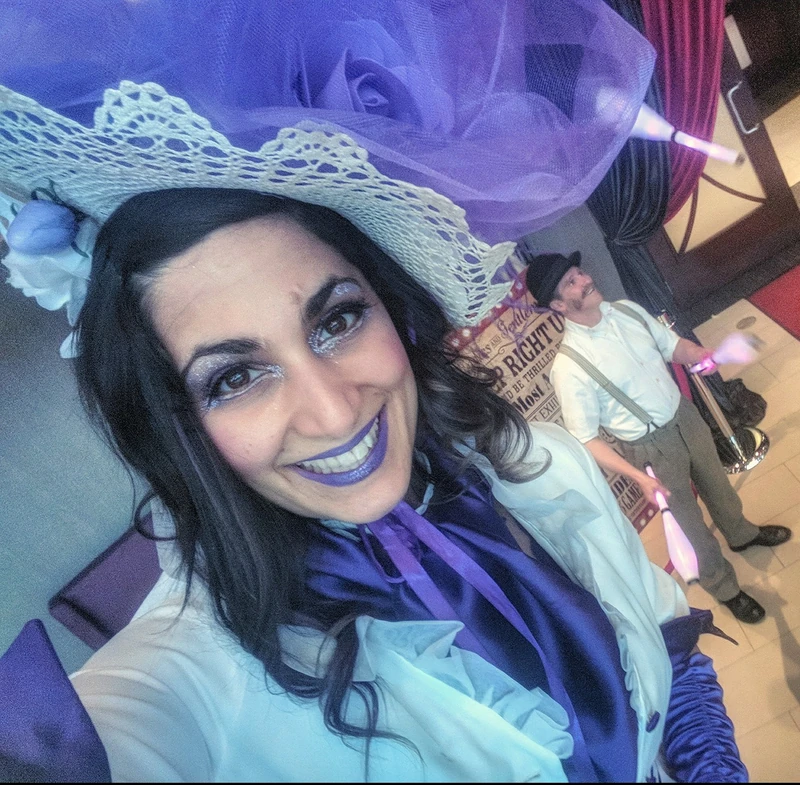 Madame Mauve - Stiltwalker - Retro theme - image 9