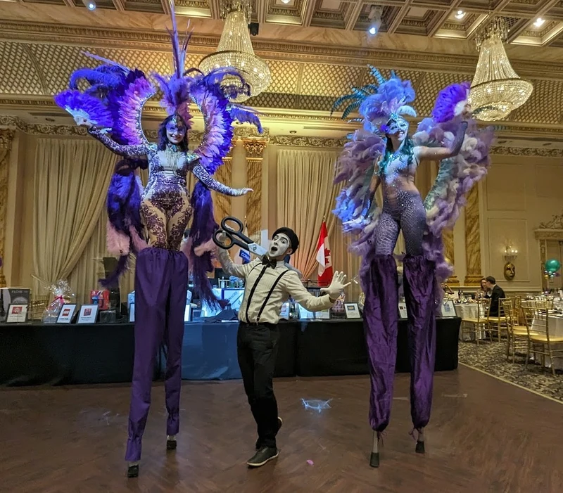 Mardis Gras Carnival Feathers - Stiltwalker - Feathers theme - image 18