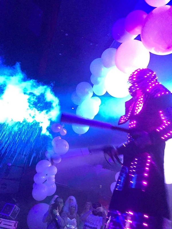 Metabot LED Robot - Stiltwalker - LED Lights theme - image 4