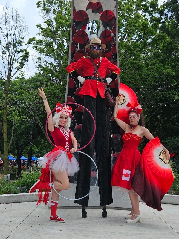 Mounties on Stilts - Stiltwalker - Family Friendly theme