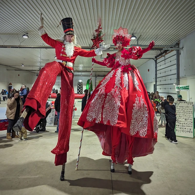 Nutcrackers Stilts - Stiltwalker - Christmas theme - image 10