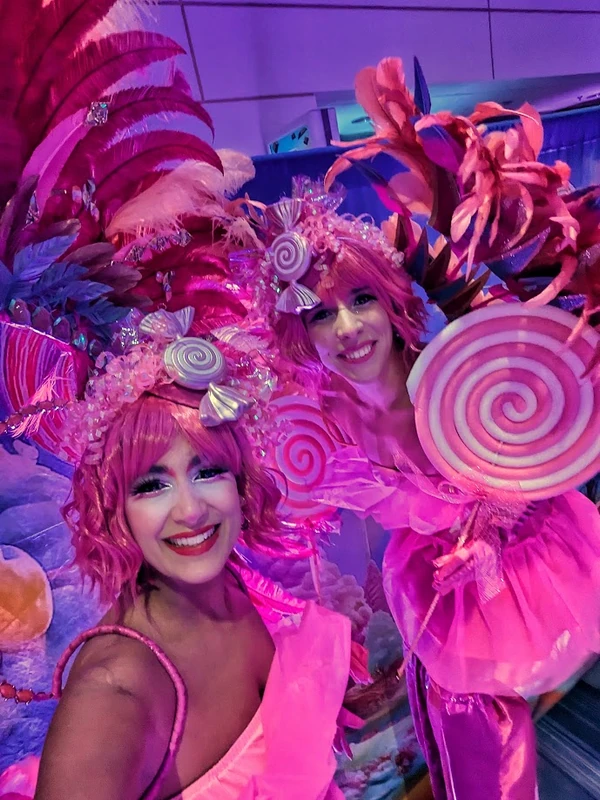 Pink Candyland - Stiltwalker - Feathers theme - image 15