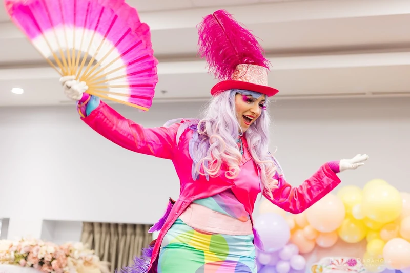 Pink Candyland - Stiltwalker - Feathers theme - image 3
