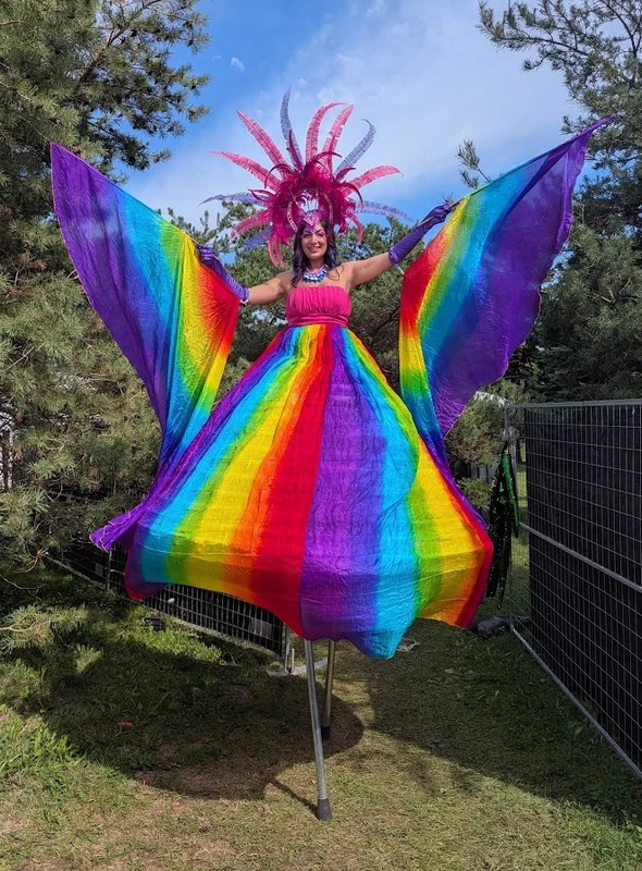 Rainbow Stiltwalkers - Stilt Walker - Duos theme - image 35