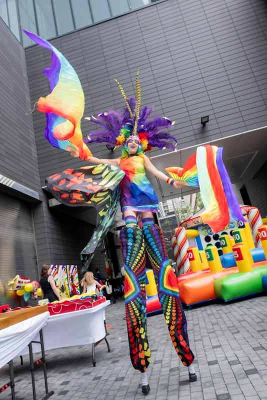 Rainbow Stiltwalkers - Stiltwalker - Feathers theme - image 3