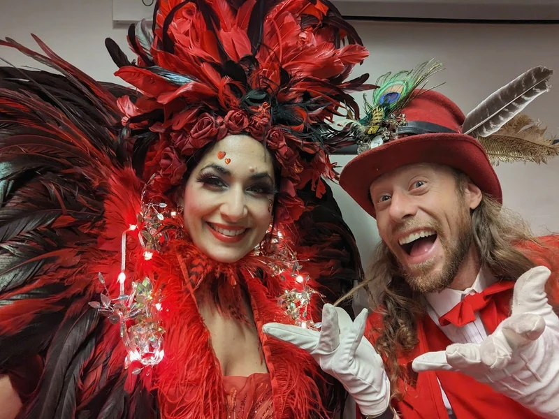 Red Carpet Gala - Stiltwalker - Feathers theme - image 2