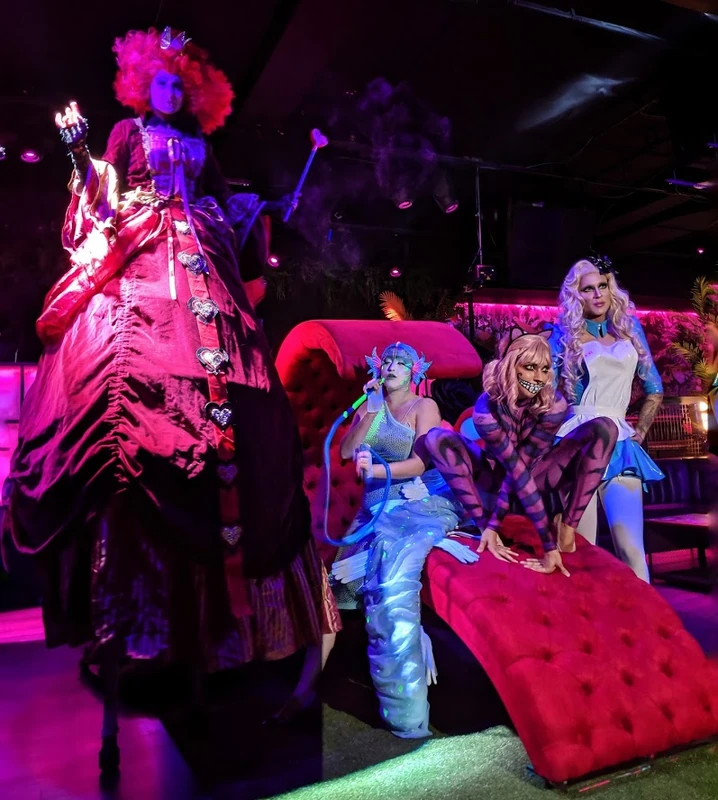 Red Queen of Hearts - Stiltwalker - Family Friendly theme - image 6